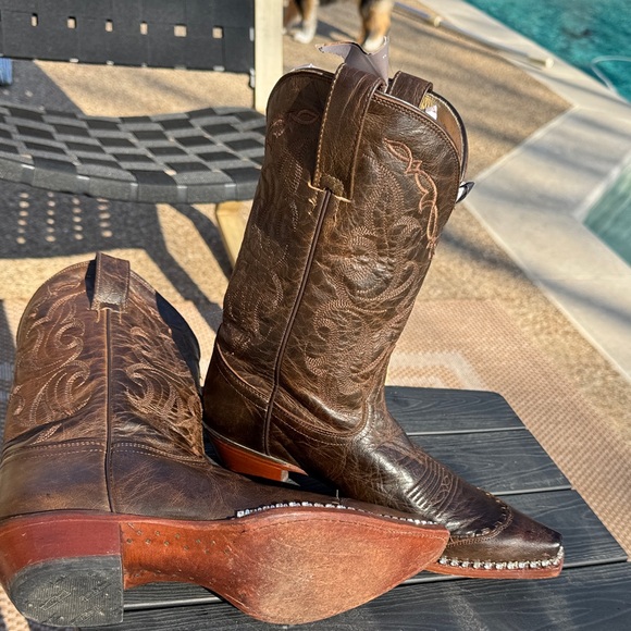 Tony Lama Brown Heeled Boots with Embroidery and Rhinestones - Picture 9 of 9